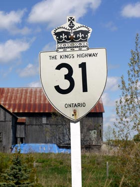 HWY 31 ROUTE MARKER - © Cameron Bevers