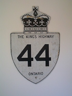 HWY 44 ROUTE MARKER - © Cameron Bevers