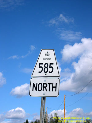 HWY 585 ROUTE MARKER - © Cameron Bevers