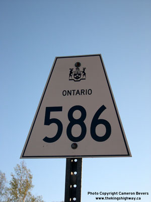 HWY 586 ROUTE MARKER - © Cameron Bevers