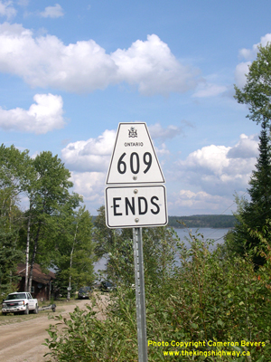 HWY 609 ROUTE MARKER - © Cameron Bevers