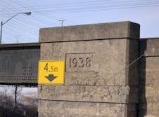 HWY 27 #8 - © Cameron Bevers