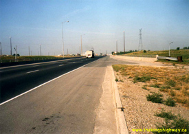 HWY 401 #813