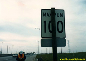 HWY 401 #819