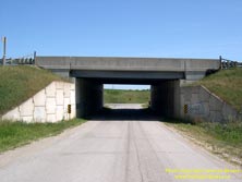 HWY 401 #944 - © Cameron Bevers