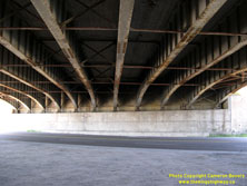 HWY 401 #1044 - © Cameron Bevers